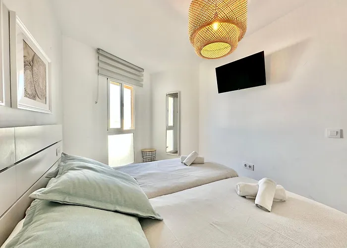 Torres De Yomely - Y1a 플라야데라스아메리카스